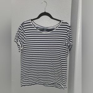 Nautica T-Shirt with sleeve knot cutout